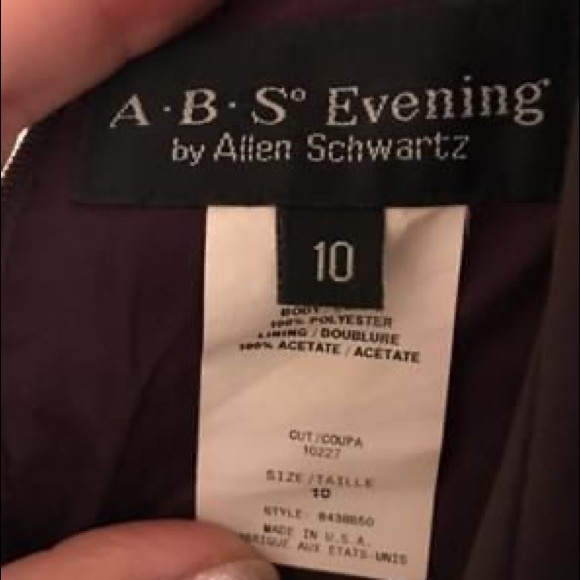 Chocolate brown gown with sequins - Picture 3 of 3